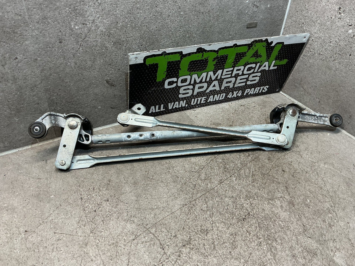 2019 Nissan Navara D23- Wiper Linkage- (TAG15589)