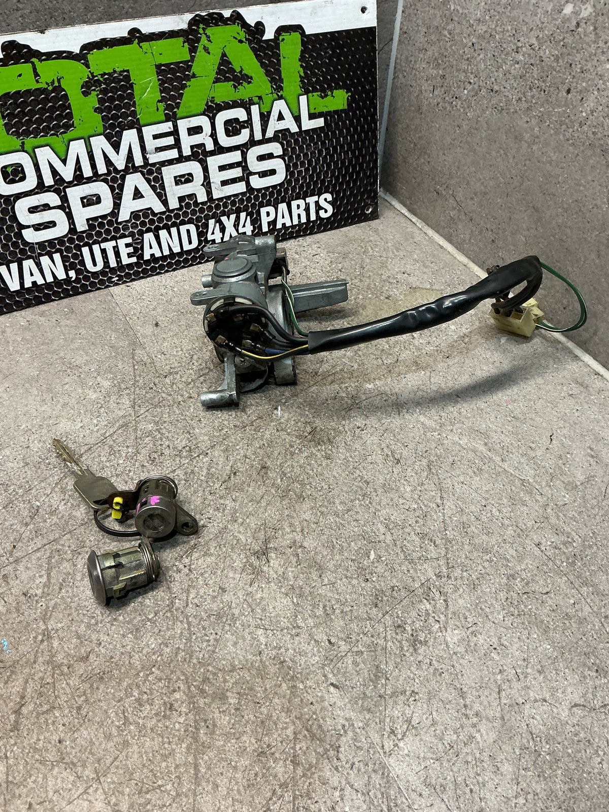 1995-1997 Toyota Land Cruiser J80- Ignition With Key- (TAG15783)
