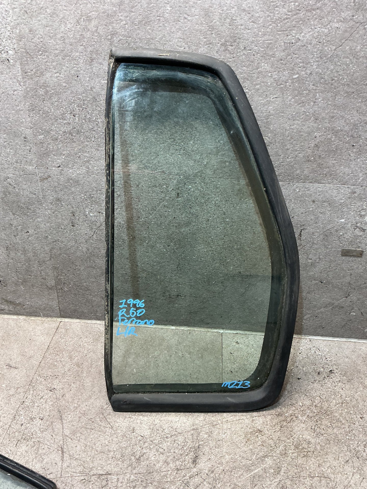 1996 Nissan Terrano R50 - Left Rear Quarter Door Glass - (TAG18673)