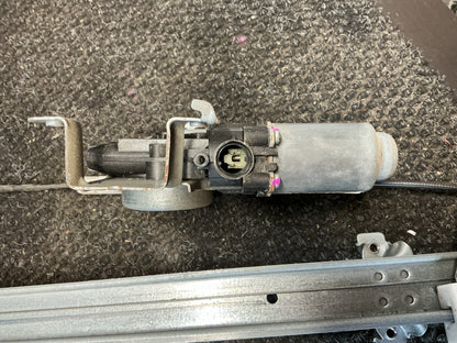 2013 Nissan Navara D40- Left Rear Window Regulator/Motor- (TAG9697)