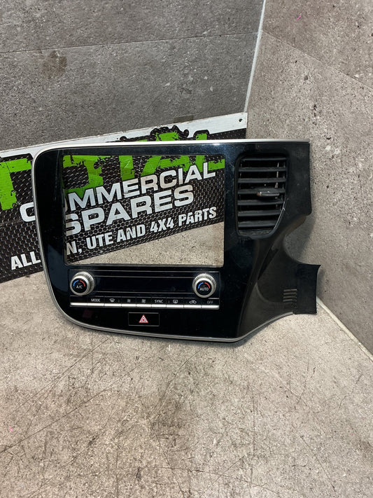 2021 Mitsubishi Outlander GF8- Heater/AC Controls- (TAG16844)