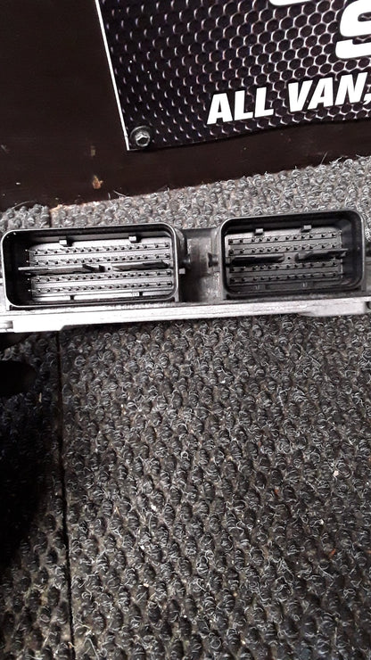 2005-2012 Mitsubishi Outlander II CW*W CW5W- ECU- (TAG5845)