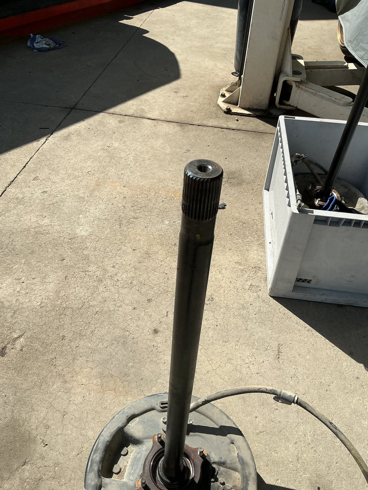 2015 Toyota Hilux VIII N130- Right Rear ABS Axle- (TAG10285)