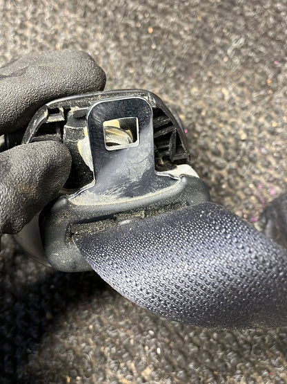 2005-2012 Mitsubishi Outlander II CW*W- Left Rear 3RD Row Seat Belt- (TAG9440)