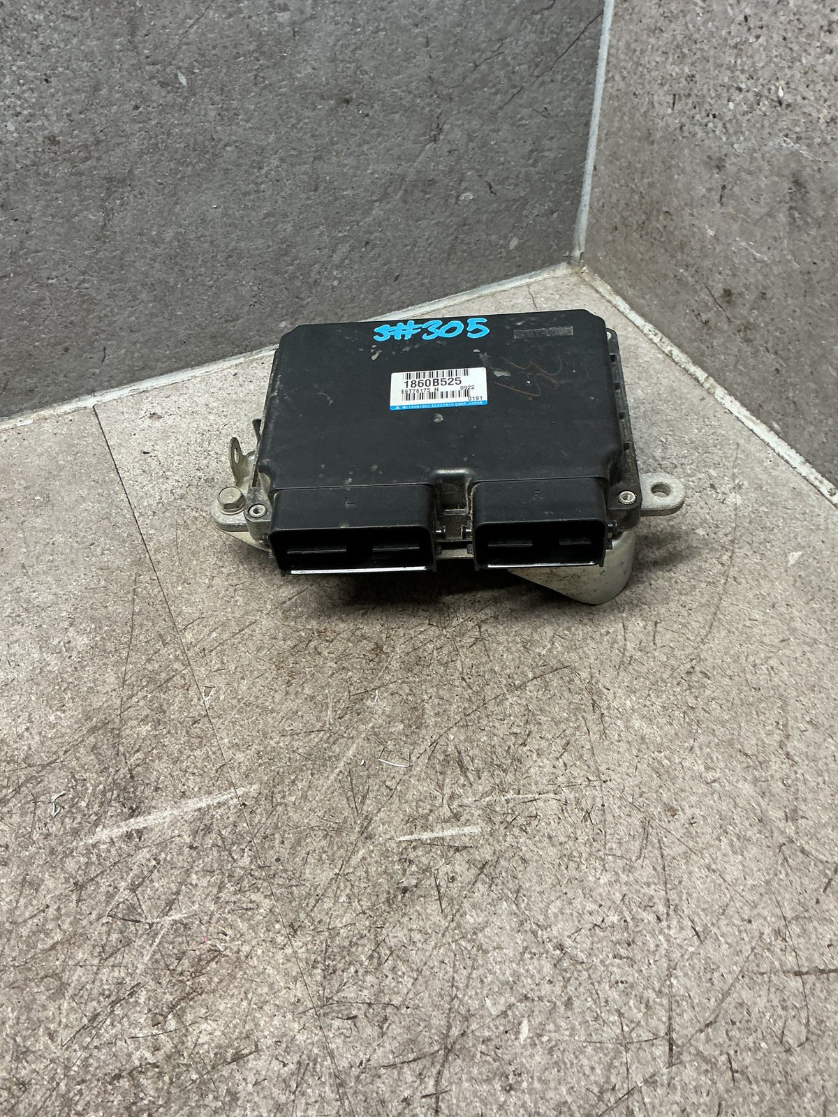 2011 Mitsubishi Outlander CW*W CW4W - ECU - (TAG18908)