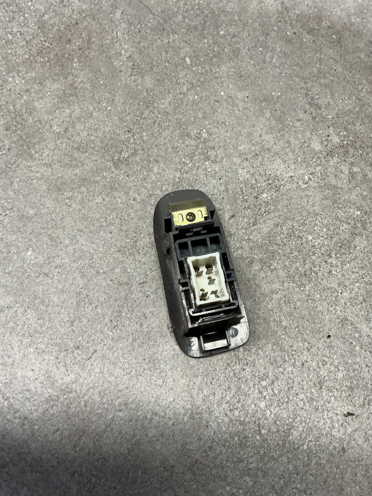 Left Front Window Switch- (TAG11746), 1996, Toyota, Hiace, IV H100