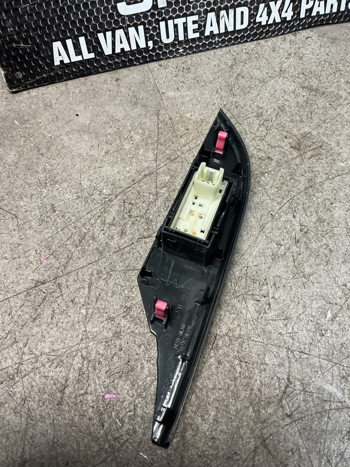 2017 Toyota Hilux- Right Rear Window Switch- (TAG17016)