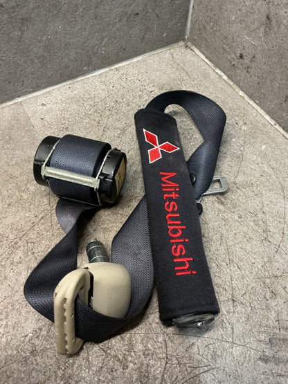 2007 Mitsubishi Delica CV5W - Left Rear 3rd Row Seat Belt - (TAG17708)