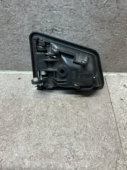 1989-1998 Suzuki Escudo - Right Front Door Interior Handle - (TAG18811)