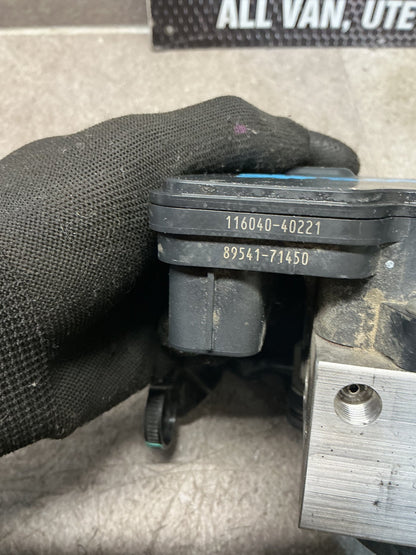 2017 Toyota Hilux- ABS Pump/Modulator- (TAG16819)