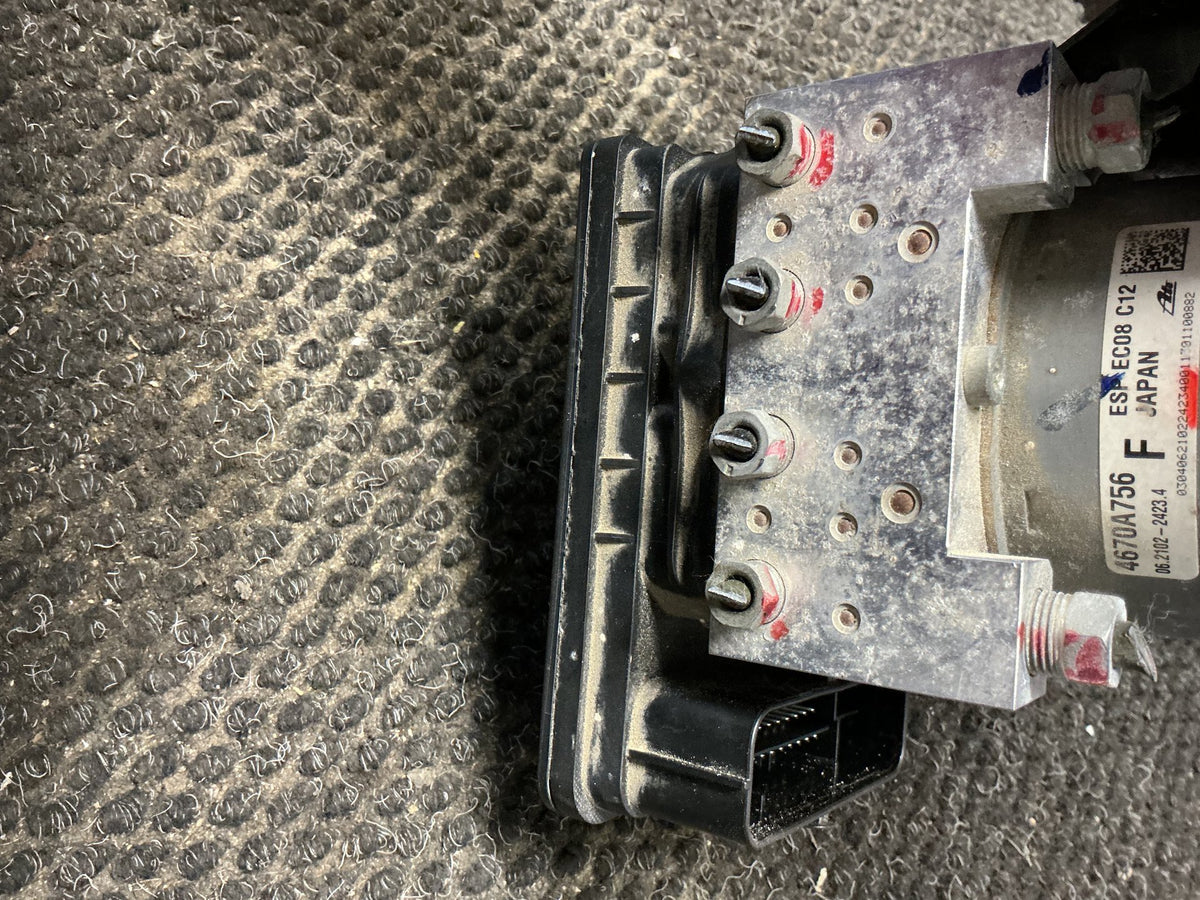 2013 Mitsubishi Outlander III GF*W- ABS Pump/Modulator- (TAG11425) PN: 06.2109-6606.3