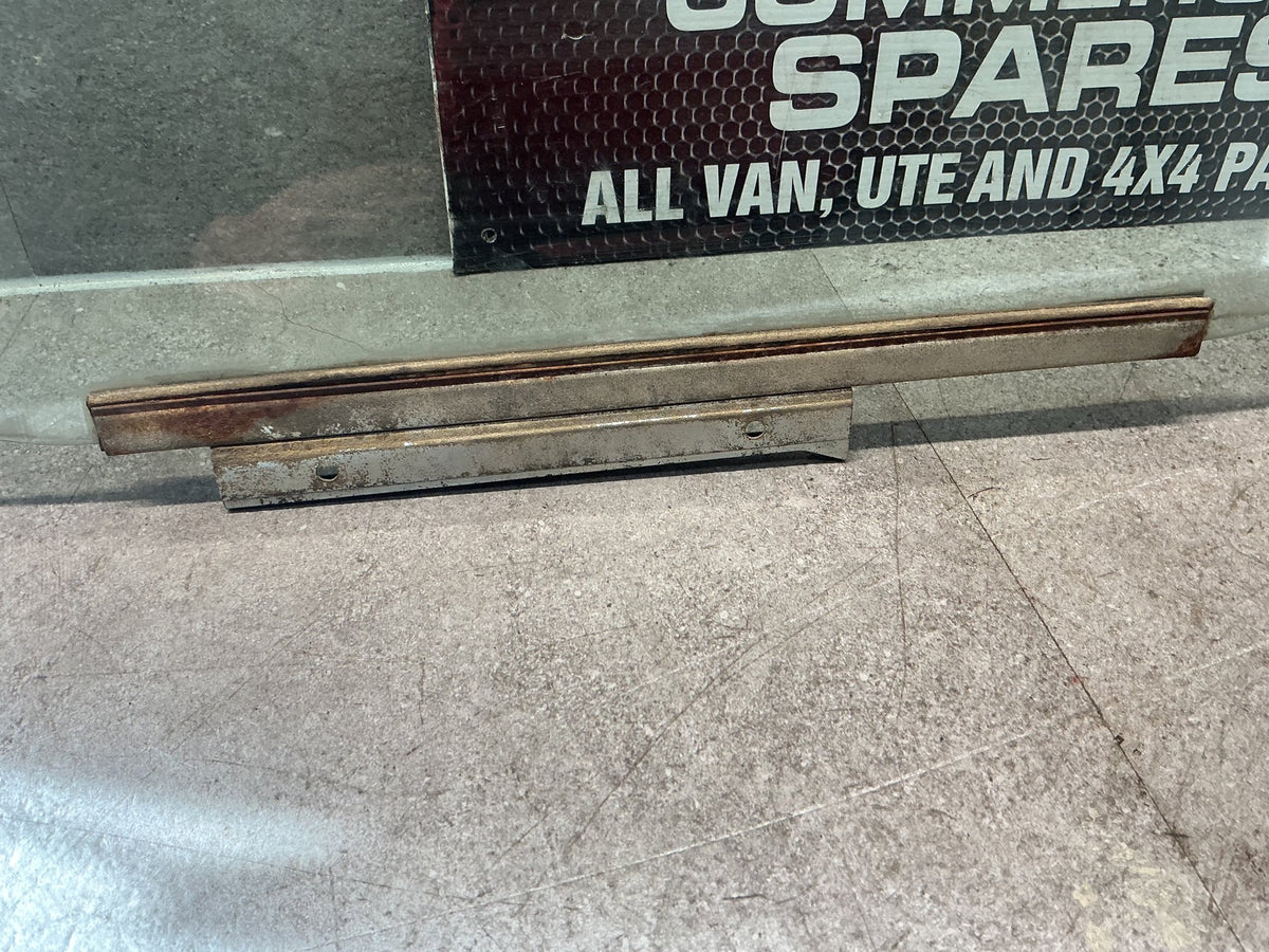 2005 Toyota Hilux VII N20- Right Rear Door Glass- (TAG13699) PN: M173S