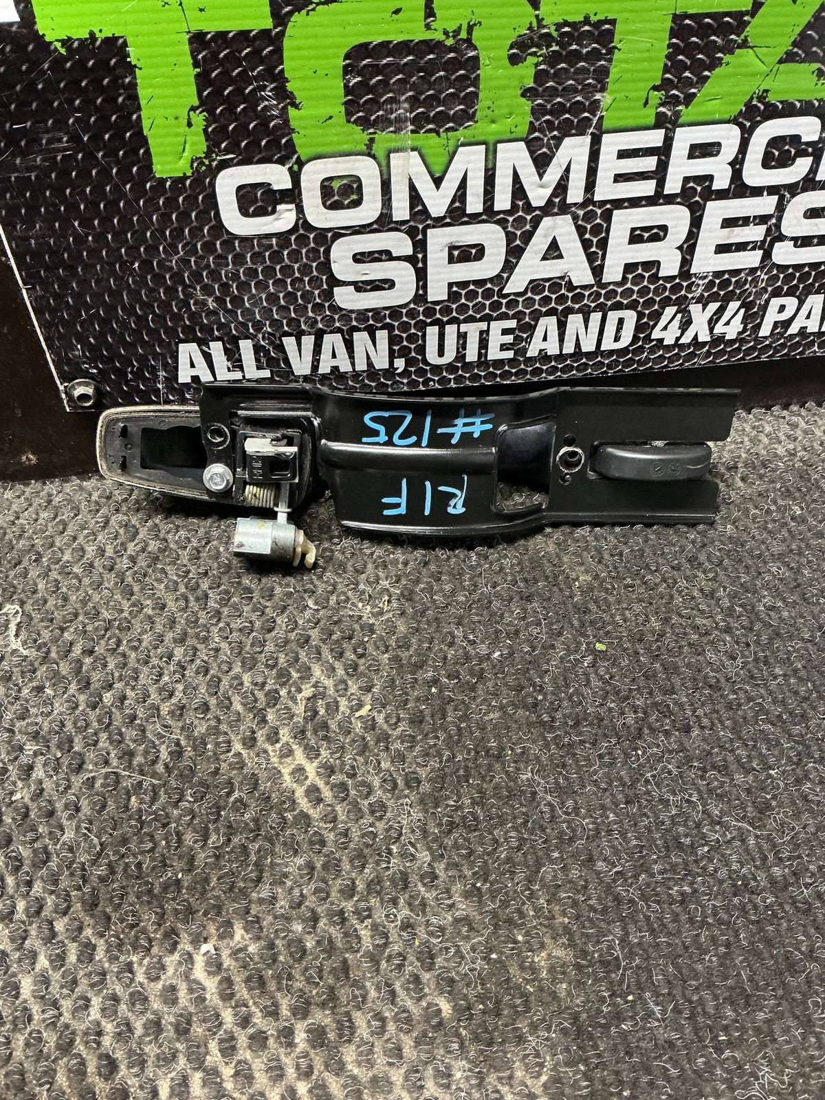 2009-2012 Dodge Journey JC- Right Front Door Exterior Handle- (TAG11388)