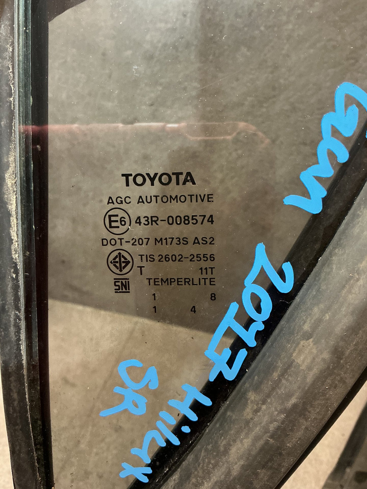 2017 Toyota Hilux SR5 GUN - Left Rear Quarter Door Glass - (TAG18682)