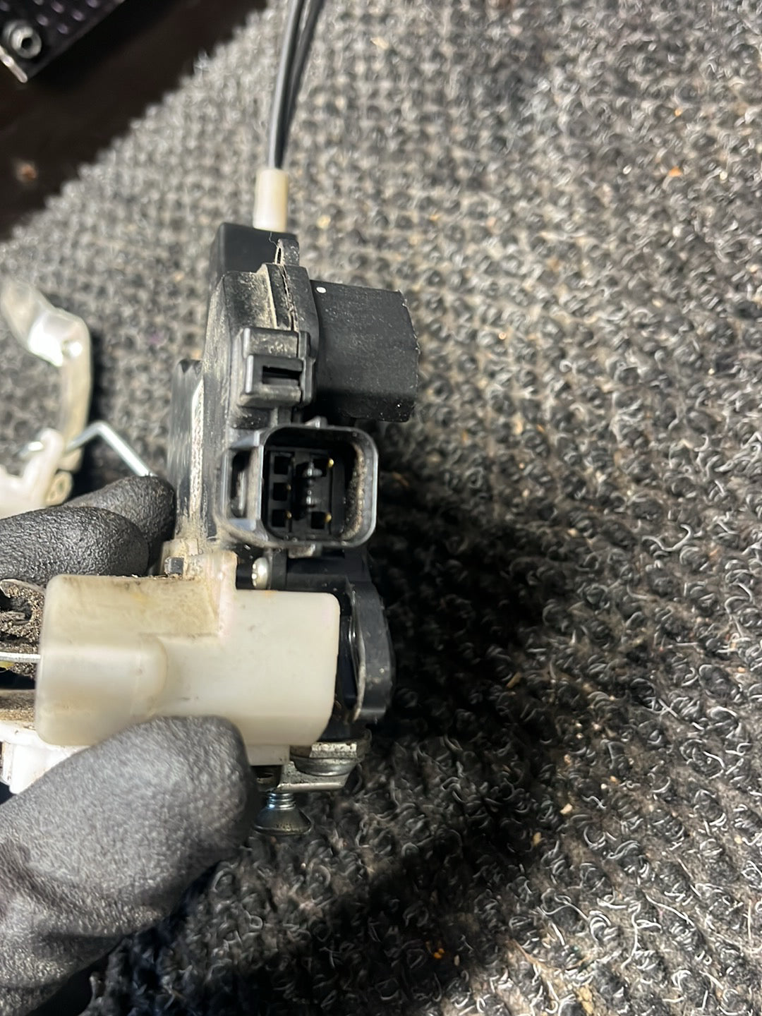 Right Front Door Lock Actuator- (TAG7208), MN-1367-90, 2012, Mitsubishi, Triton, GLX