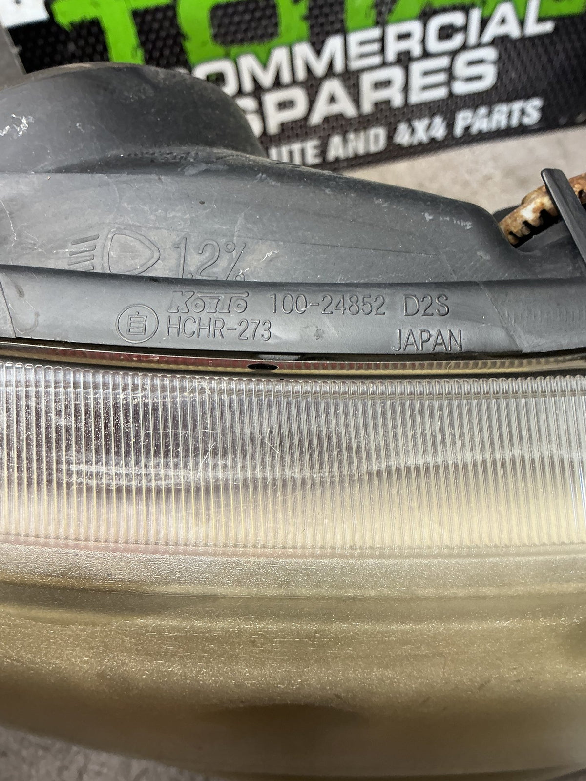 2005 Nissan Elgrand ME51- Right Headlight- (TAG16781)