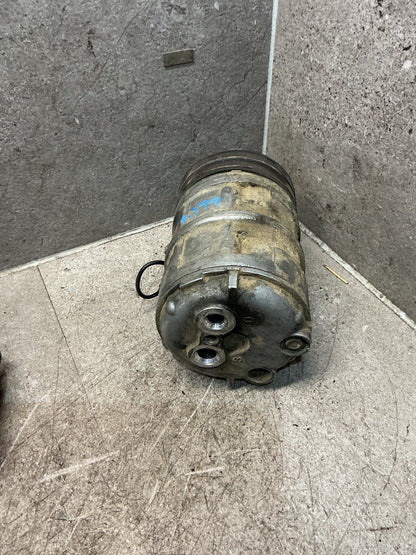 1995 Isuzu Bighorn UBS69GW - A/C Compressor - (TAG19263)