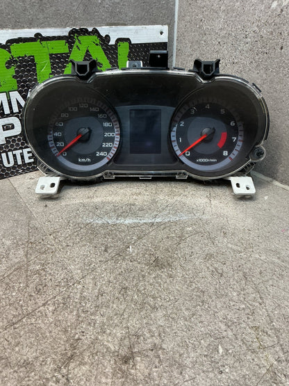 2007 Mitsubishi Outlander- Instrument Cluster- (TAG16076)