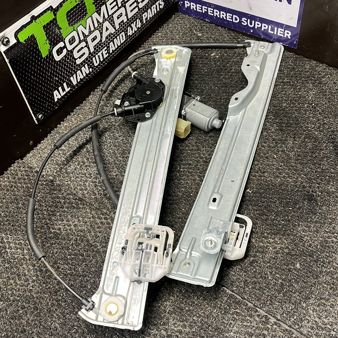 2019 Ford Escape- Right Front Window Regulator/Motor- (TAG7656)