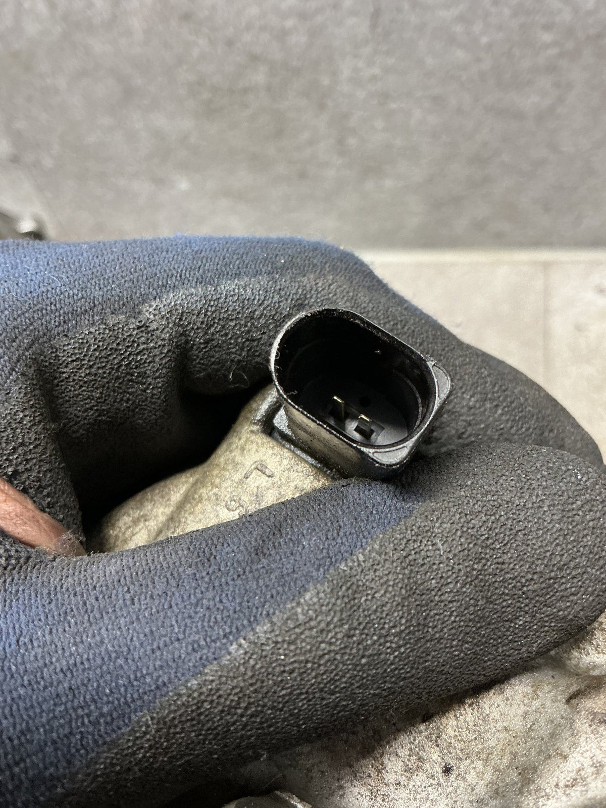 2013 Volkswagen Amarok- A/C Compressor- (TAG17486)