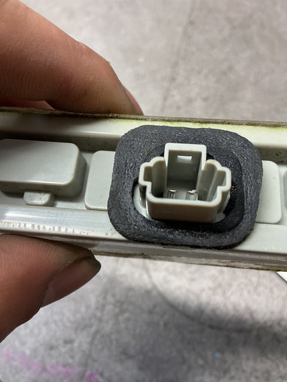 2007-2014 Toyota Highlander U40- High Level Stoplight- (TAG15283)