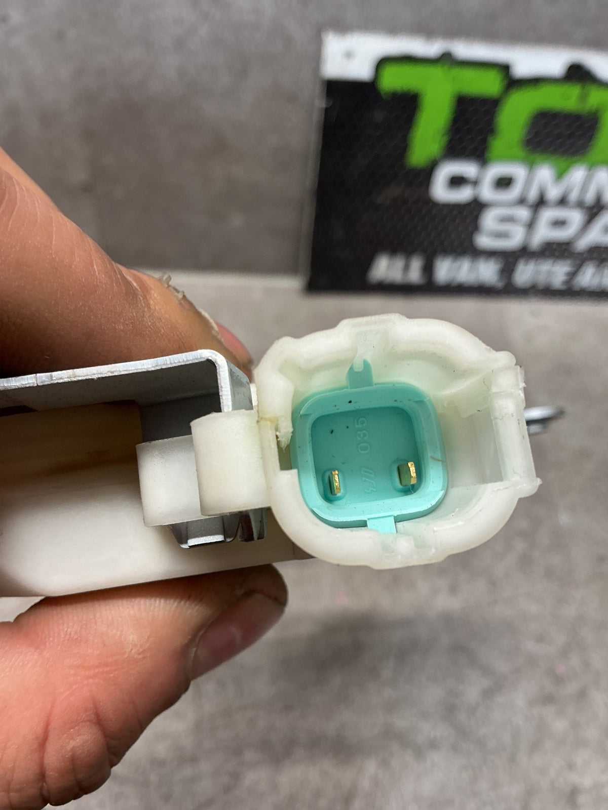 2011 Nissan Caravan VWE25- Tailgate Lock Actuator- (TAG15468)