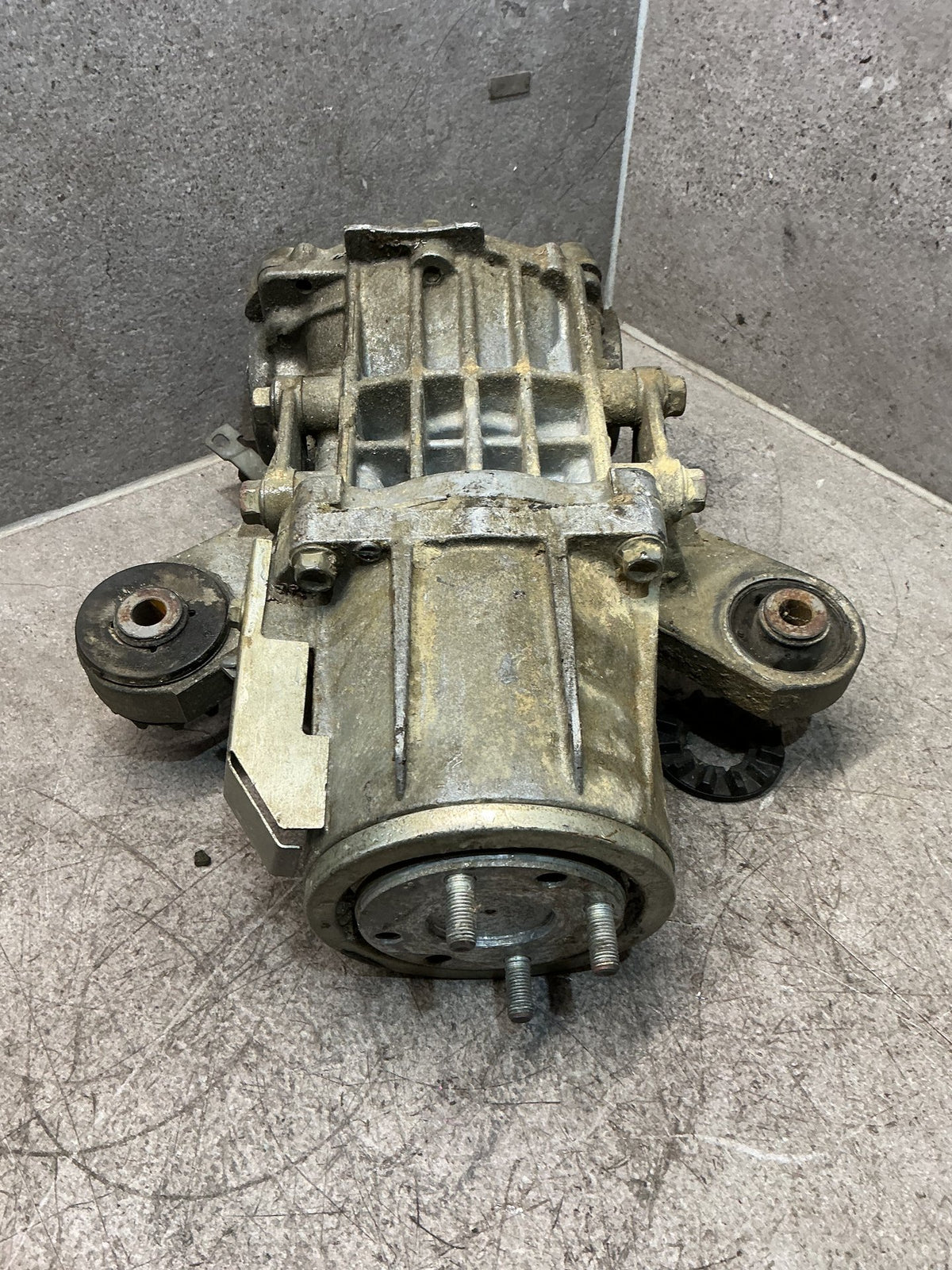 2012-2020 Mitsubishi Outlander III GF*W- Rear Differential Head- (TAG17521)