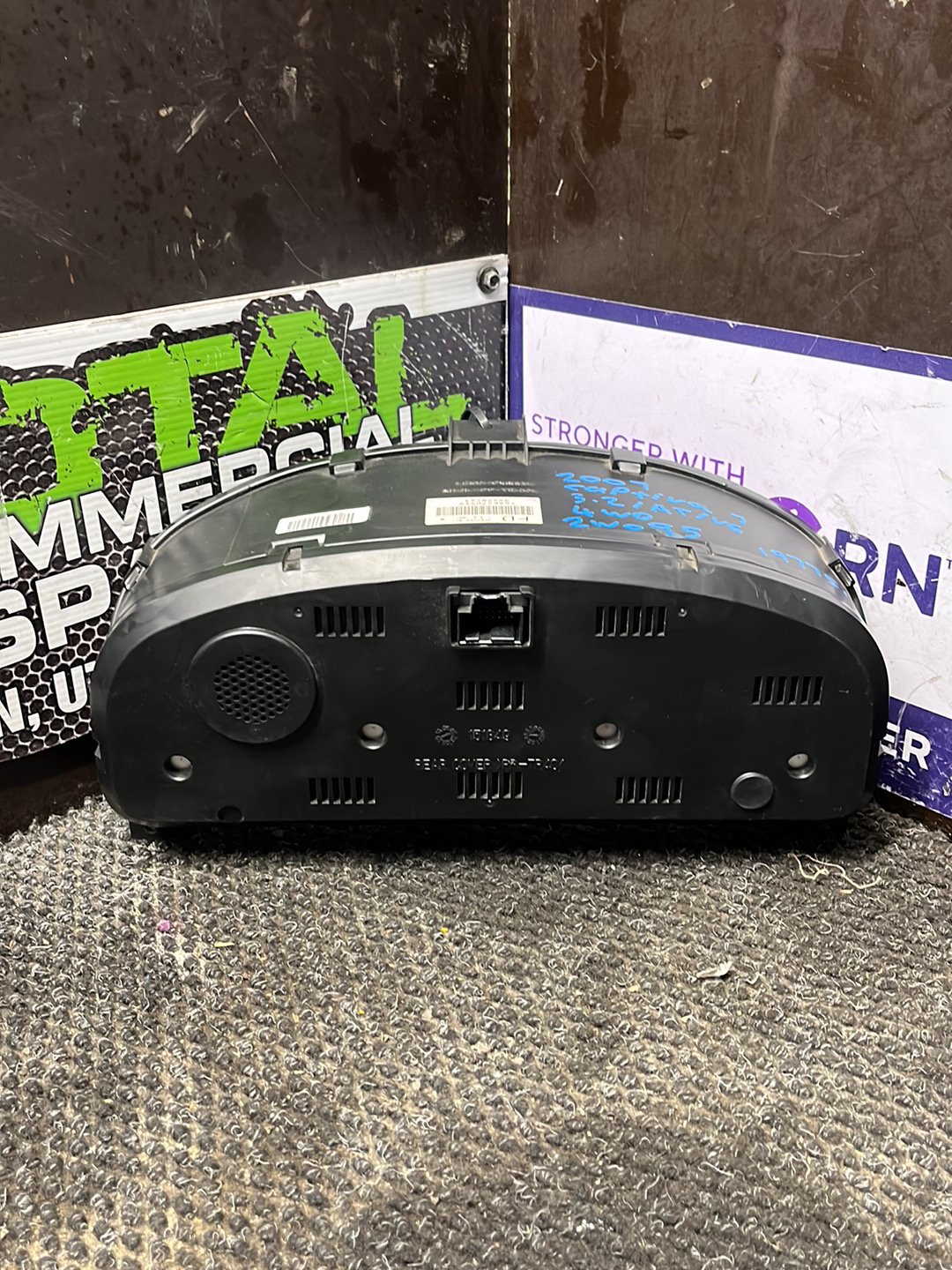 2007 Holden Captiva 7- Instrument Cluster- (TAG9049)