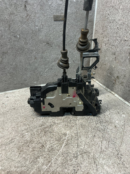 2011 Hyundai Santa Fe - Right Front Door Lock Actuator - (TAG19482)