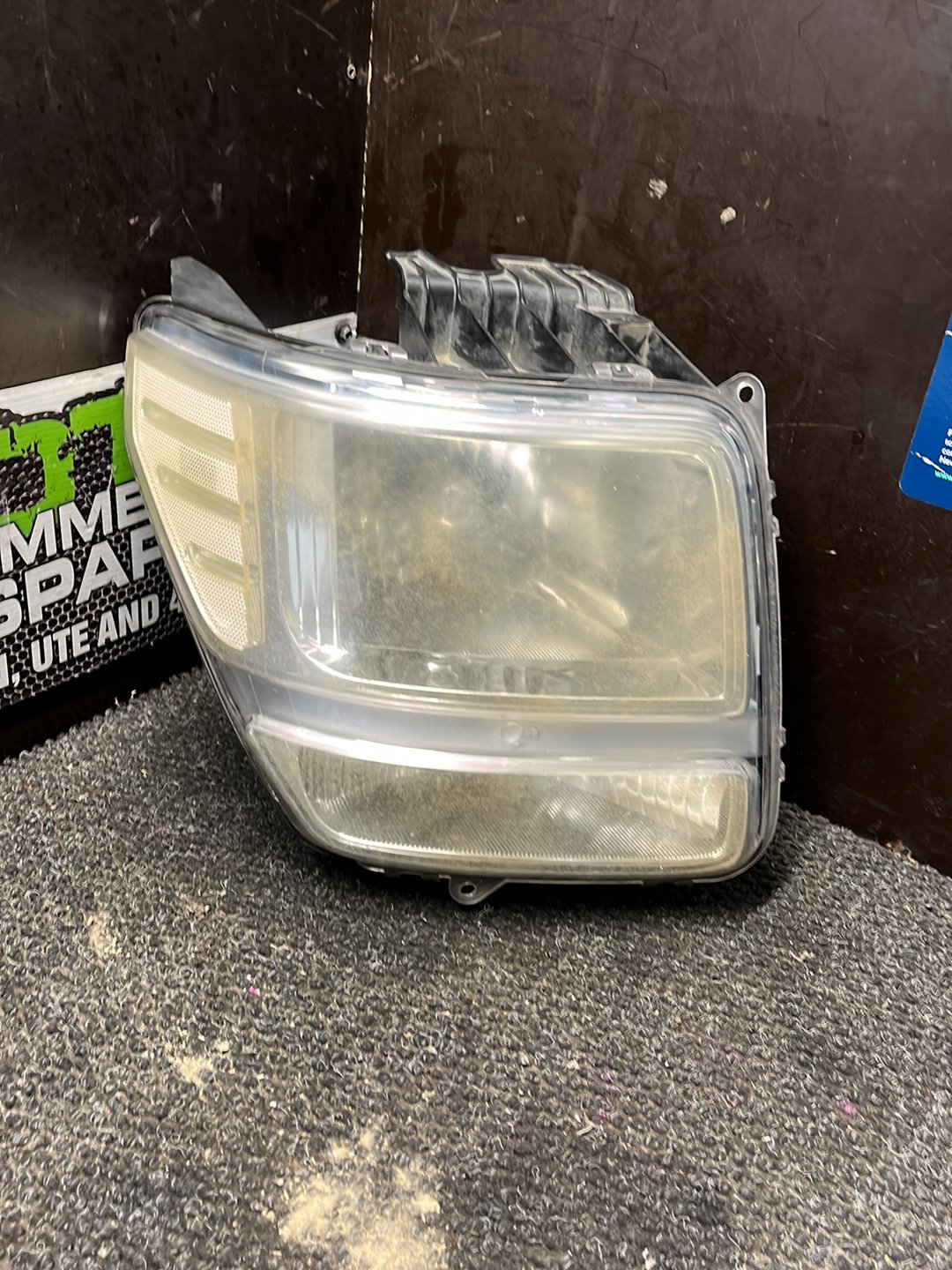 2008 Dodge Nitro KA- Right Headlight- (TAG9492)