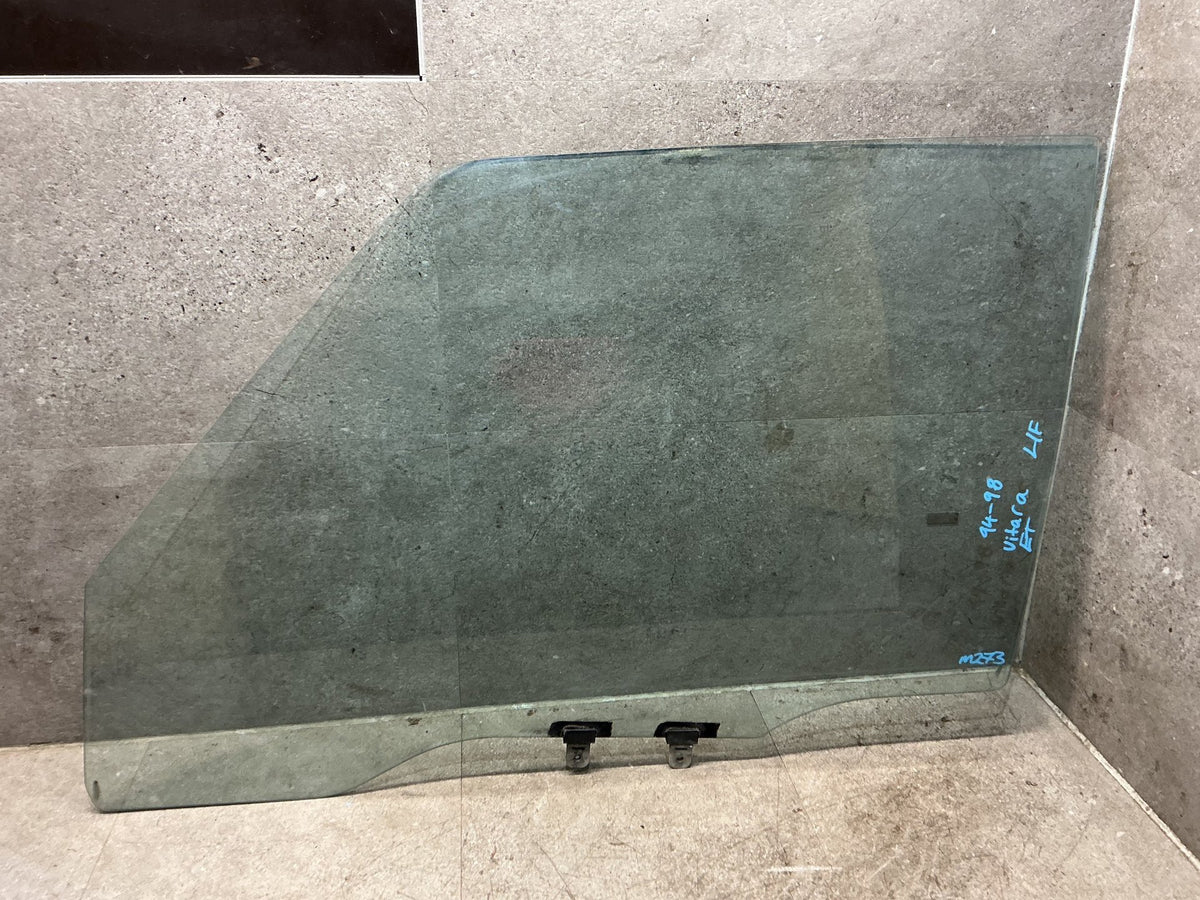 1994-1998 Suzuki Vitara ET - Right Front Door Glass - (TAG18941)