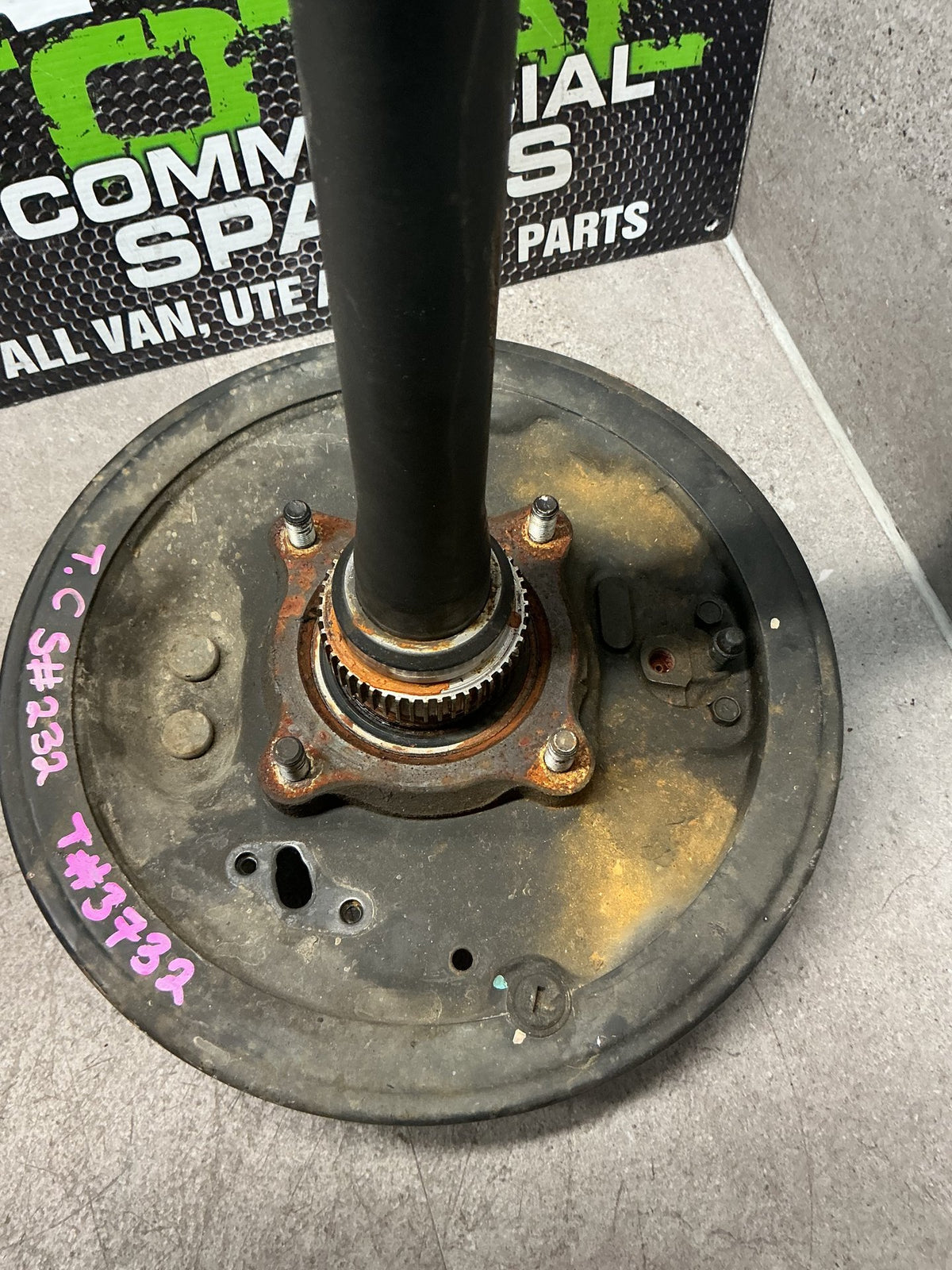 2006-2011 Toyota Hilux VII N10- Left Rear ABS Axle- (TAG3732)
