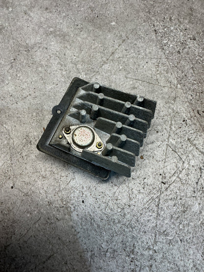 1995-1997 Toyota Land Cruiser J80- Heater Fan Resistor- (TAG15776)