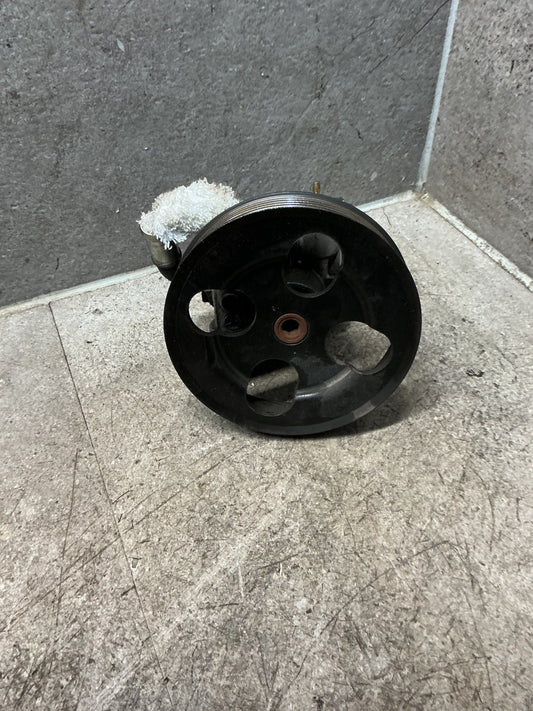 2013 Suzuki Vitara - Power Steering Pump - (TAG18155)