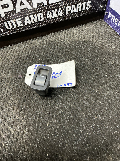2005 Ford Territory 2W127- Left Front Window Switch- (TAG9951)