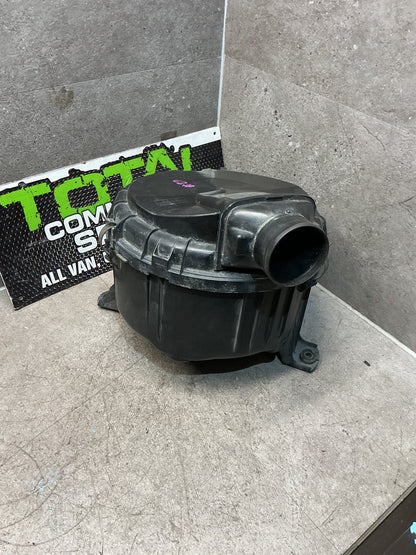 1995-1998 Toyota Hilux III N180- Air Cleaner Assembly EFI Air Box- (TAG16004)