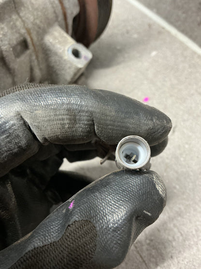 2014 Toyota Hilux- A/C Compressor- (TAG14070)