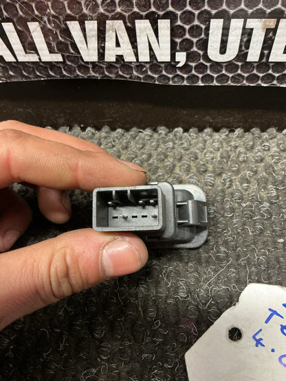 2005 Ford Territory 1W057- Left Front Window Switch- (TAG9952)
