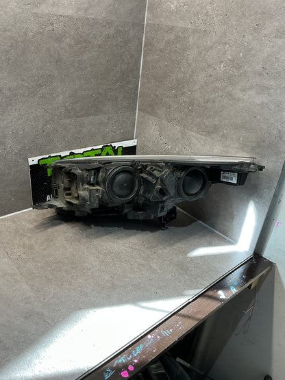 2016-2018 Ford Escape ZG- Right Headlight- (TAG12051)