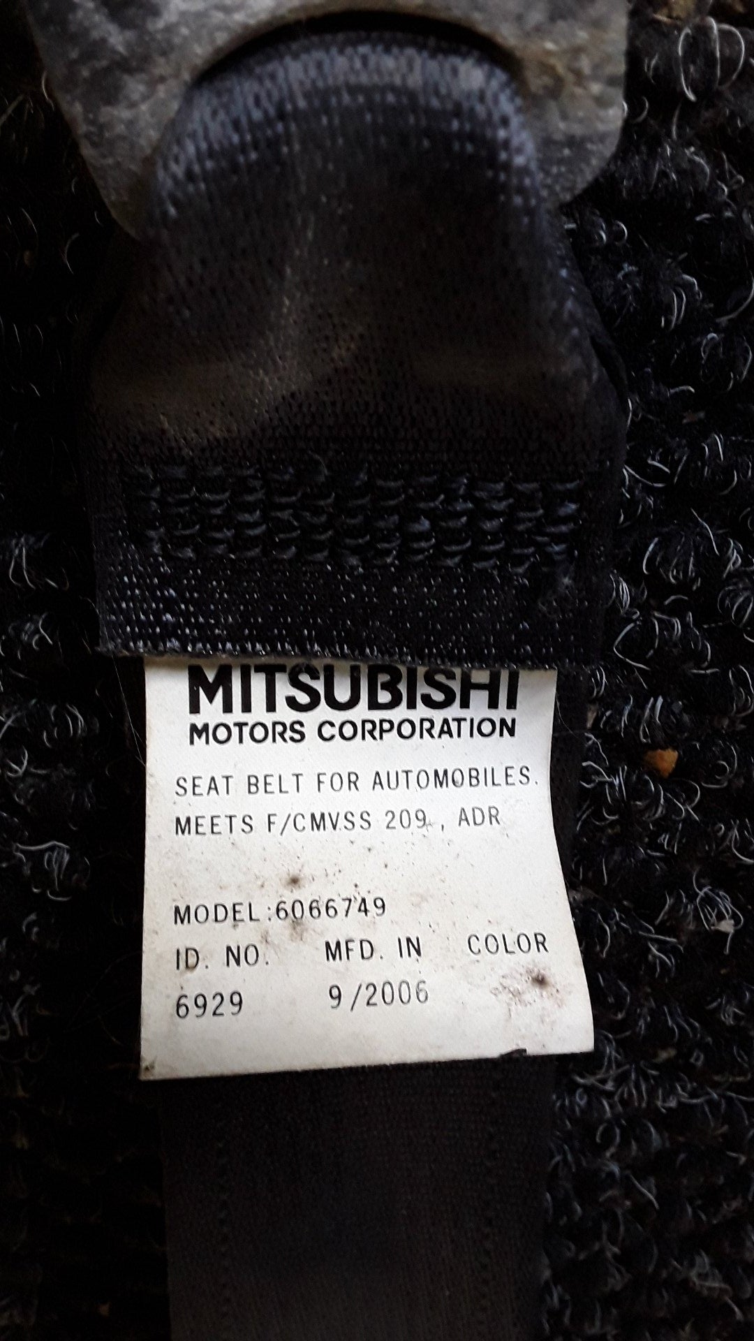 2005-2012 Mitsubishi Outlander II CW*W- Left Rear Seat Belt- (TAG6331)
