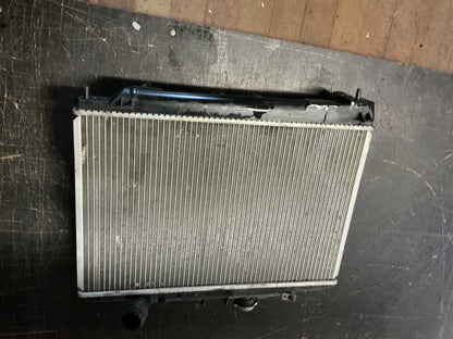 2011 Nissan Caravan VWE25- Radiator- (TAG14475)