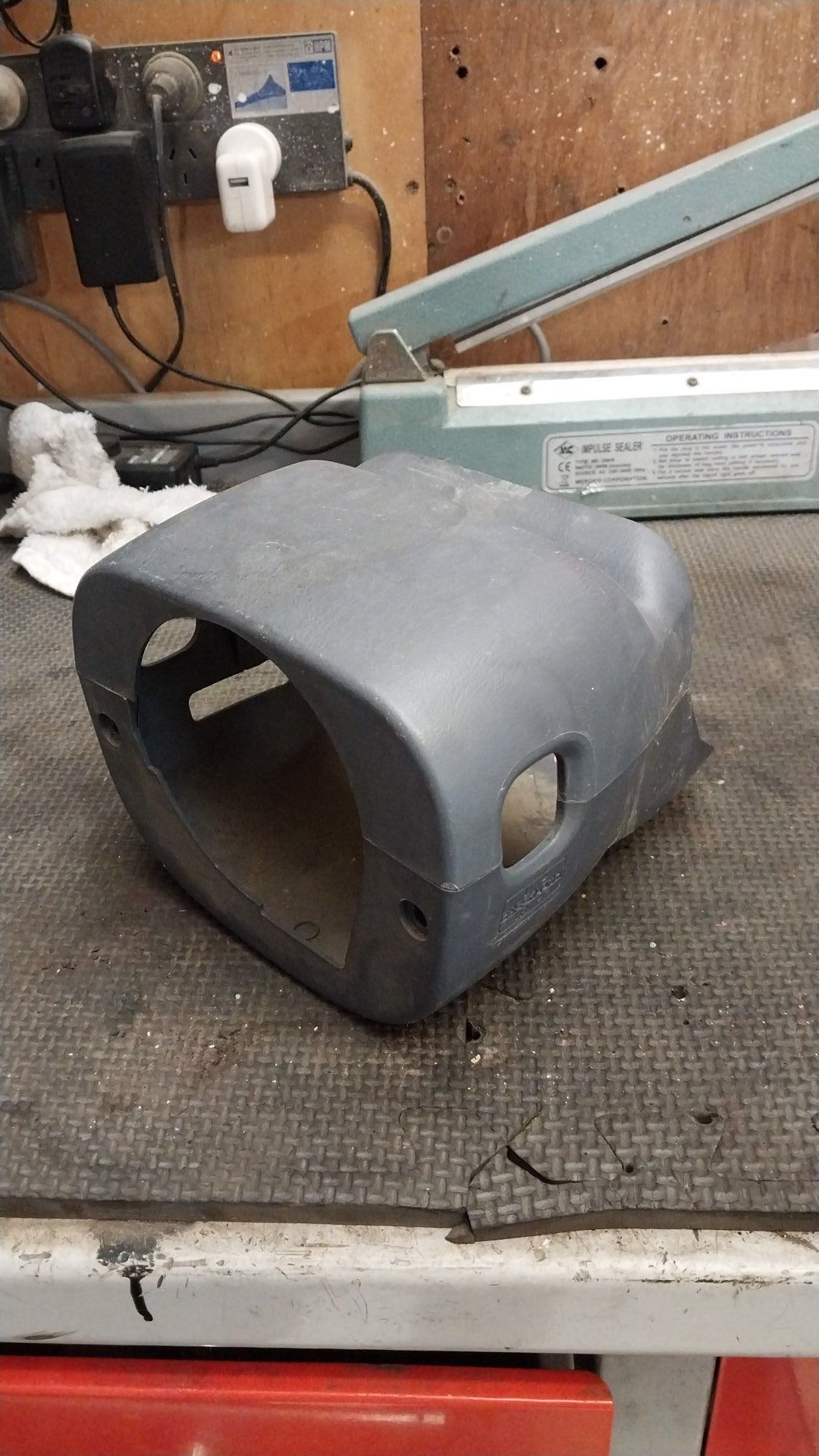 1996-2002 Toyota Land Cruiser J90- Steering Column Shroud- (TAG4069)