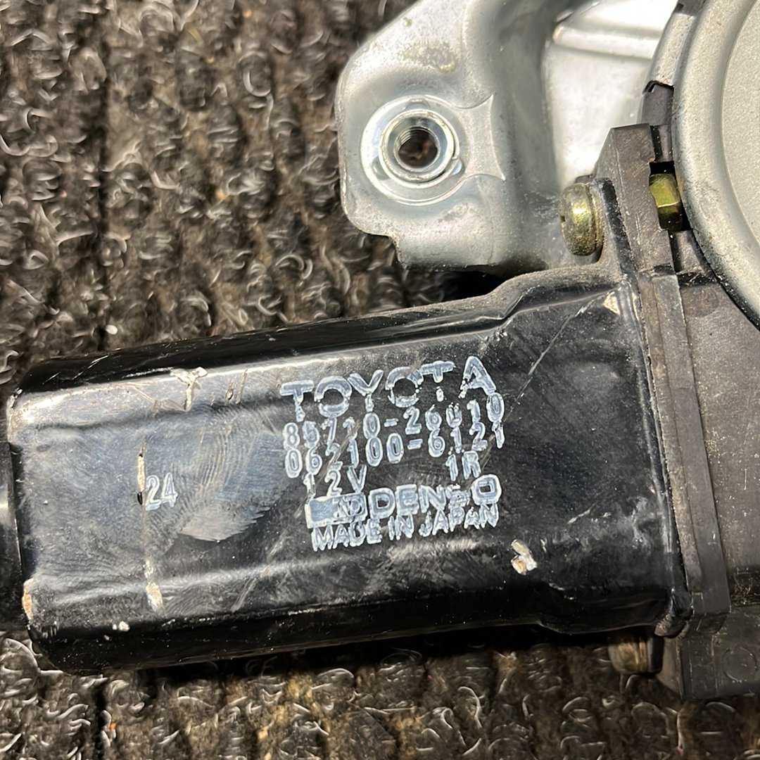 1993-2003 Toyota Hiace IV H100- Left Front Window Regulator/Motor- (TAG8061)