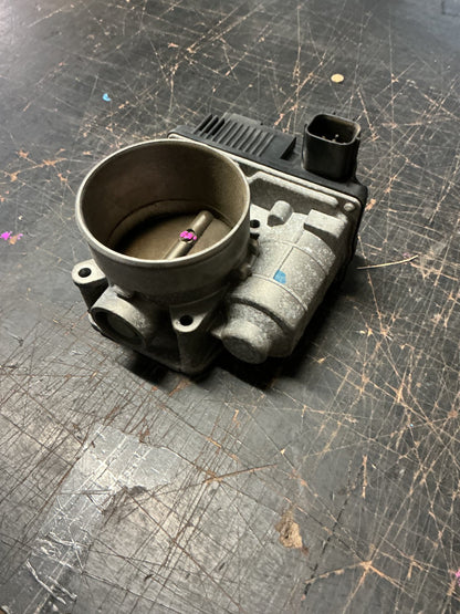 2002 Nissan Elgrand- Throttle Body- (TAG13487)