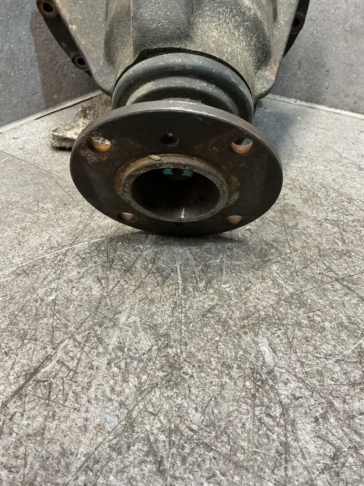 2008 Ford Ranger - Rear Differential Head - (TAG18018)