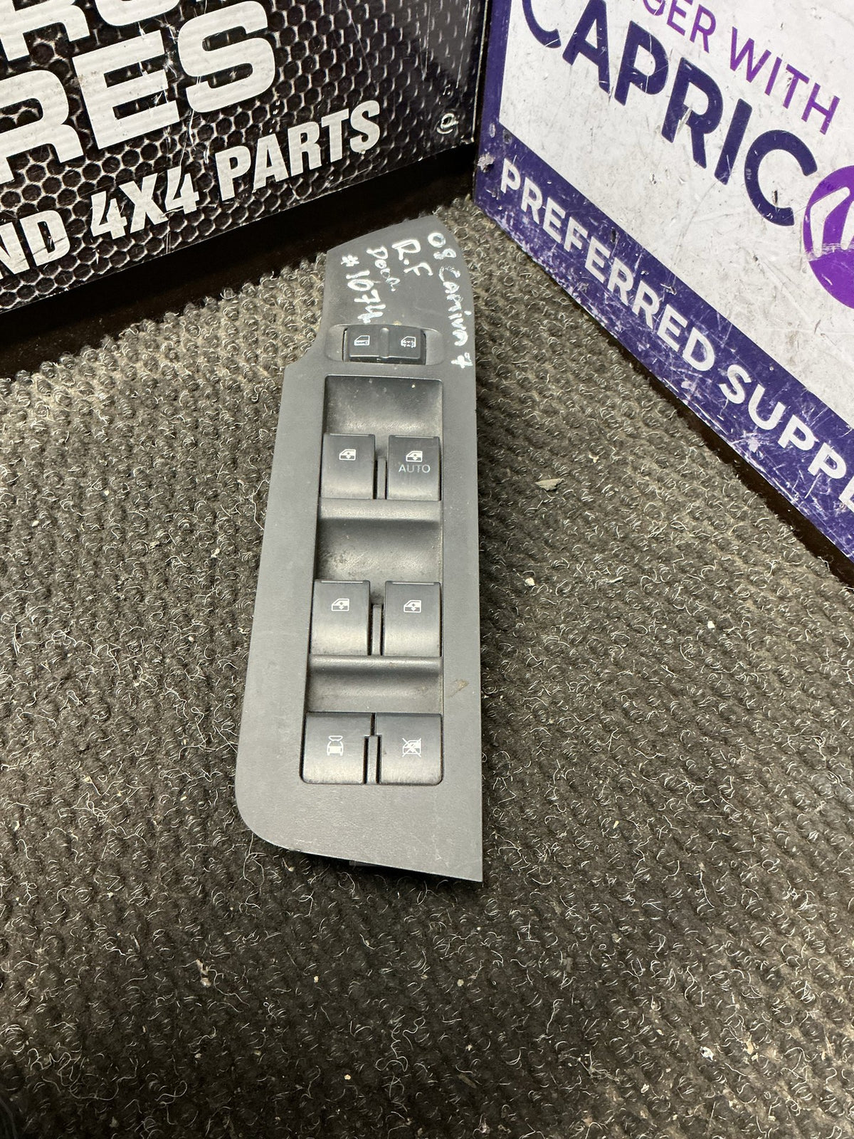 2008 Holden Captiva 7 1W070- Master Power Window Switch- (TAG9919)