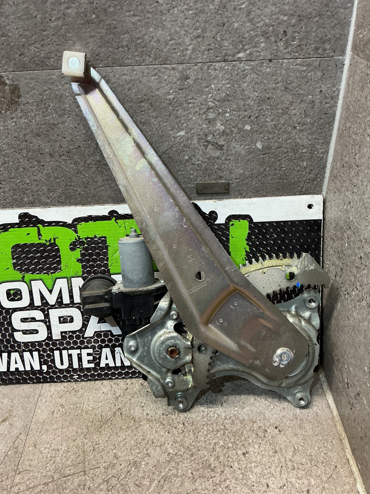 2017 Toyota Hilux- Right Rear Window Regulator/Motor- (TAG16743)
