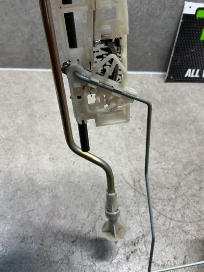 2009 Nissan Caravan E25 VWE25- Fuel Sending Unit- (TAG14091)