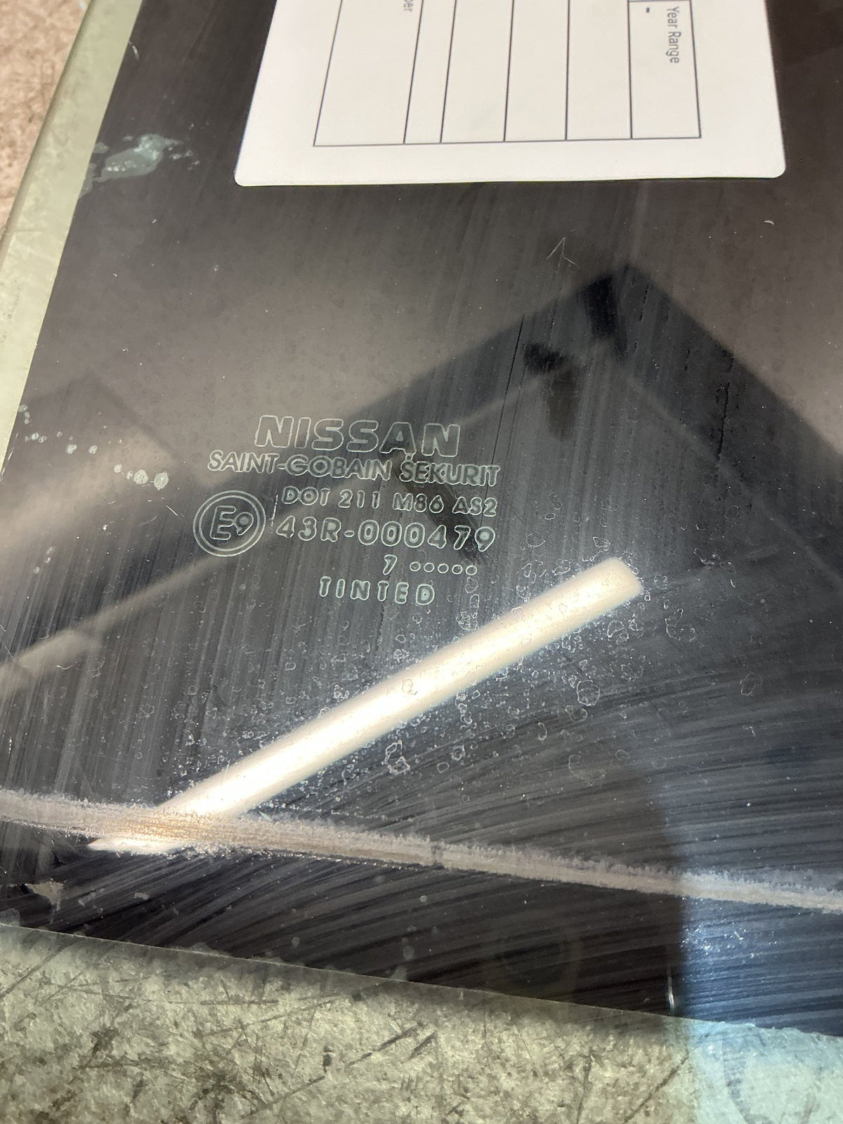 2006 Nissan Navara D40 - Right Rear Door Glass - (TAG18874)