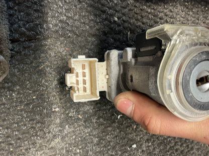 2015 Toyota Hilux VIII N130- Ignition With Key- (TAG10058)